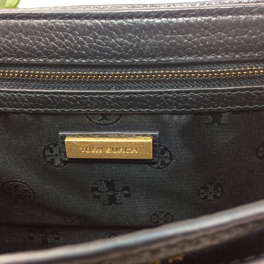 ✨Authentic Tory Burch Britten Adjustable Shoulder Bag Purse Crossbody Leather - Picture 11 of 16
